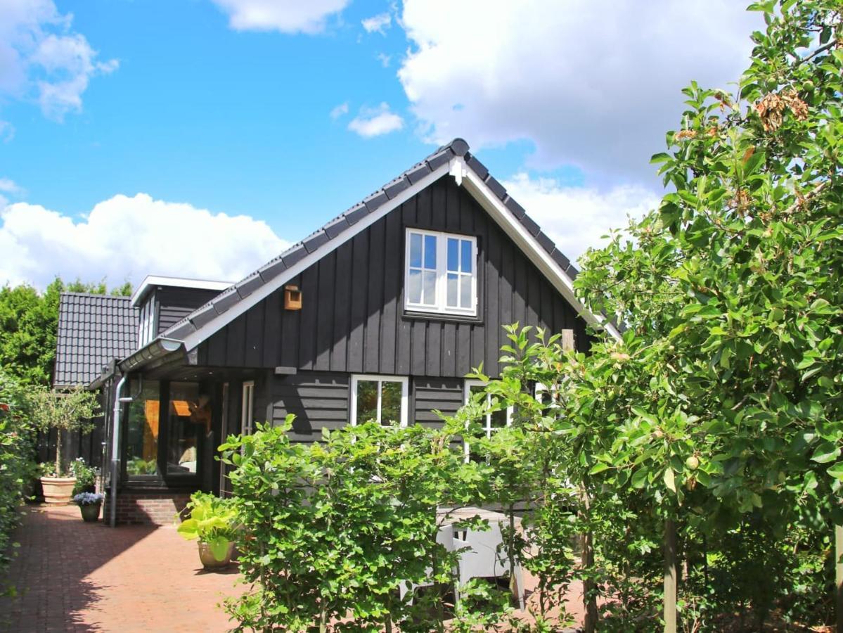 Uniek Houten Huis Nabij Bos En Plassen Hollandsche Rading Экстерьер фото