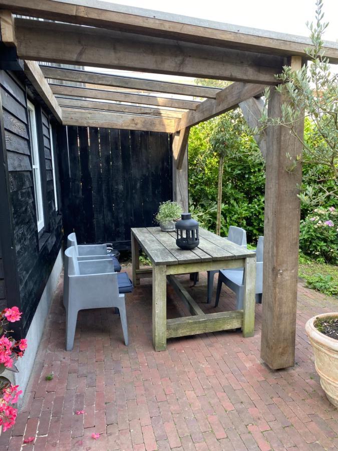 Uniek Houten Huis Nabij Bos En Plassen Hollandsche Rading Экстерьер фото